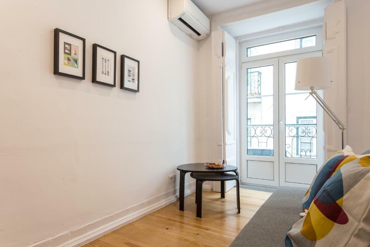 Three Bedroom Apartment In Historical Centre -Bairro Alto 리스본 외부 사진
