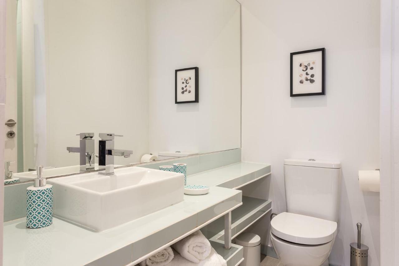 Three Bedroom Apartment In Historical Centre -Bairro Alto 리스본 외부 사진