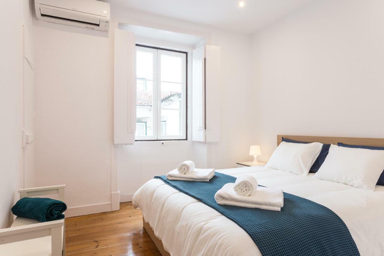 Three Bedroom Apartment In Historical Centre -Bairro Alto 리스본 외부 사진