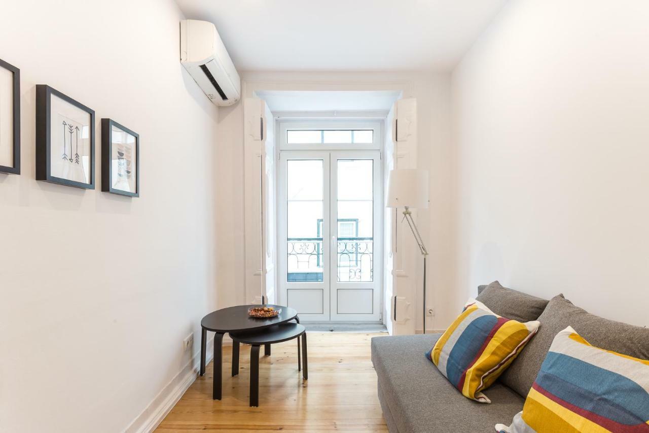 Three Bedroom Apartment In Historical Centre -Bairro Alto 리스본 외부 사진
